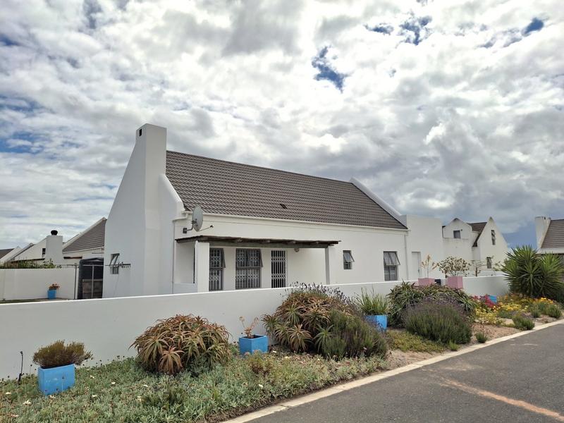 2 Bedroom Property for Sale in Golden Mile Western Cape